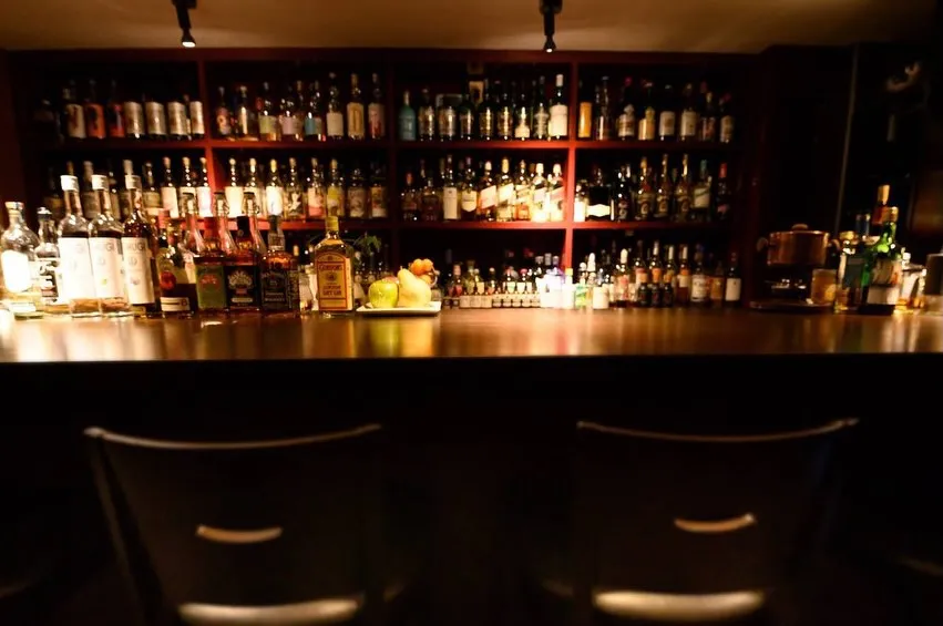 名古屋市東区泉二丁目の住宅街にある雑居ビルにBAR Stai...